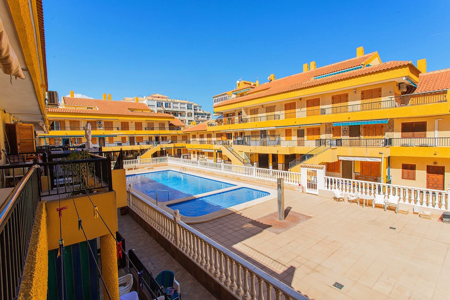 2 bedroom Townhouse for rent in La Mata with pool - € 800 (Ref: 9394385)