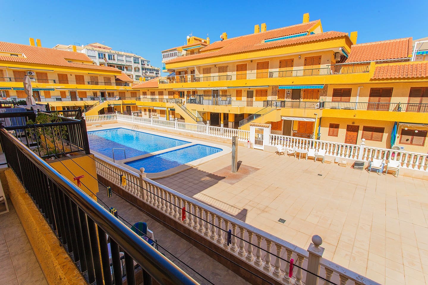 2 bedroom Townhouse for rent in La Mata with pool - € 800 (Ref: 9394385)