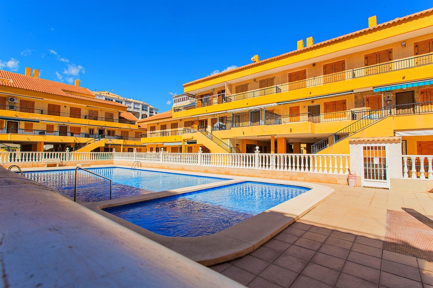 2 bedroom Townhouse for rent in La Mata with pool - € 800 (Ref: 9394385)