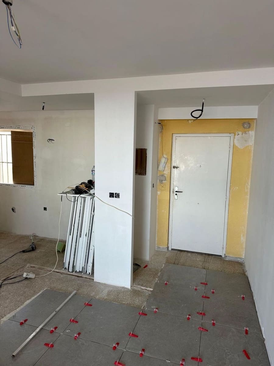 2 makuuhuone Asunto myytävänä paikassa Torrevieja - 210 000 € (Ref: 9416233)