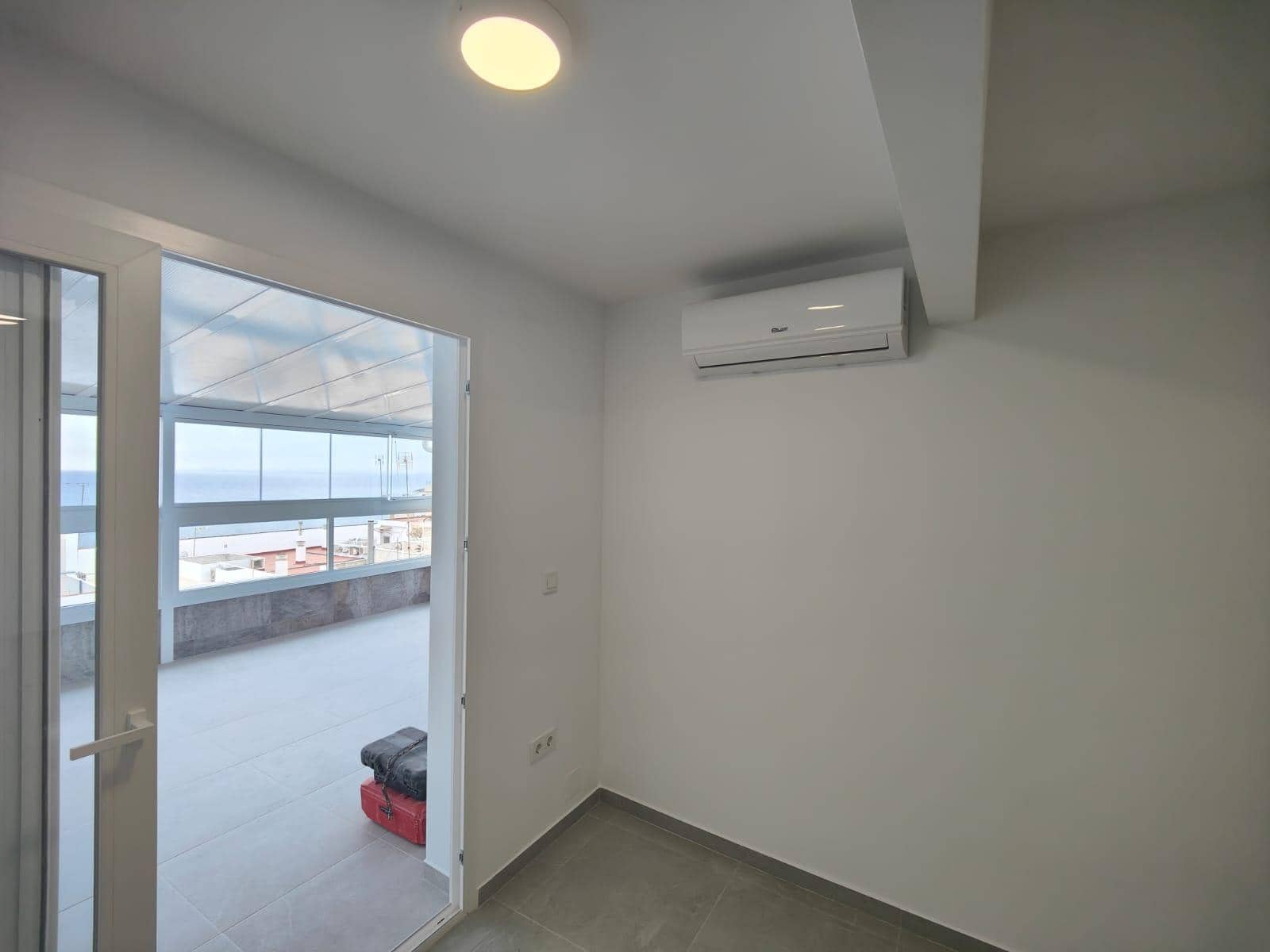 2 makuuhuone Asunto myytävänä paikassa Torrevieja - 210 000 € (Ref: 9416233)