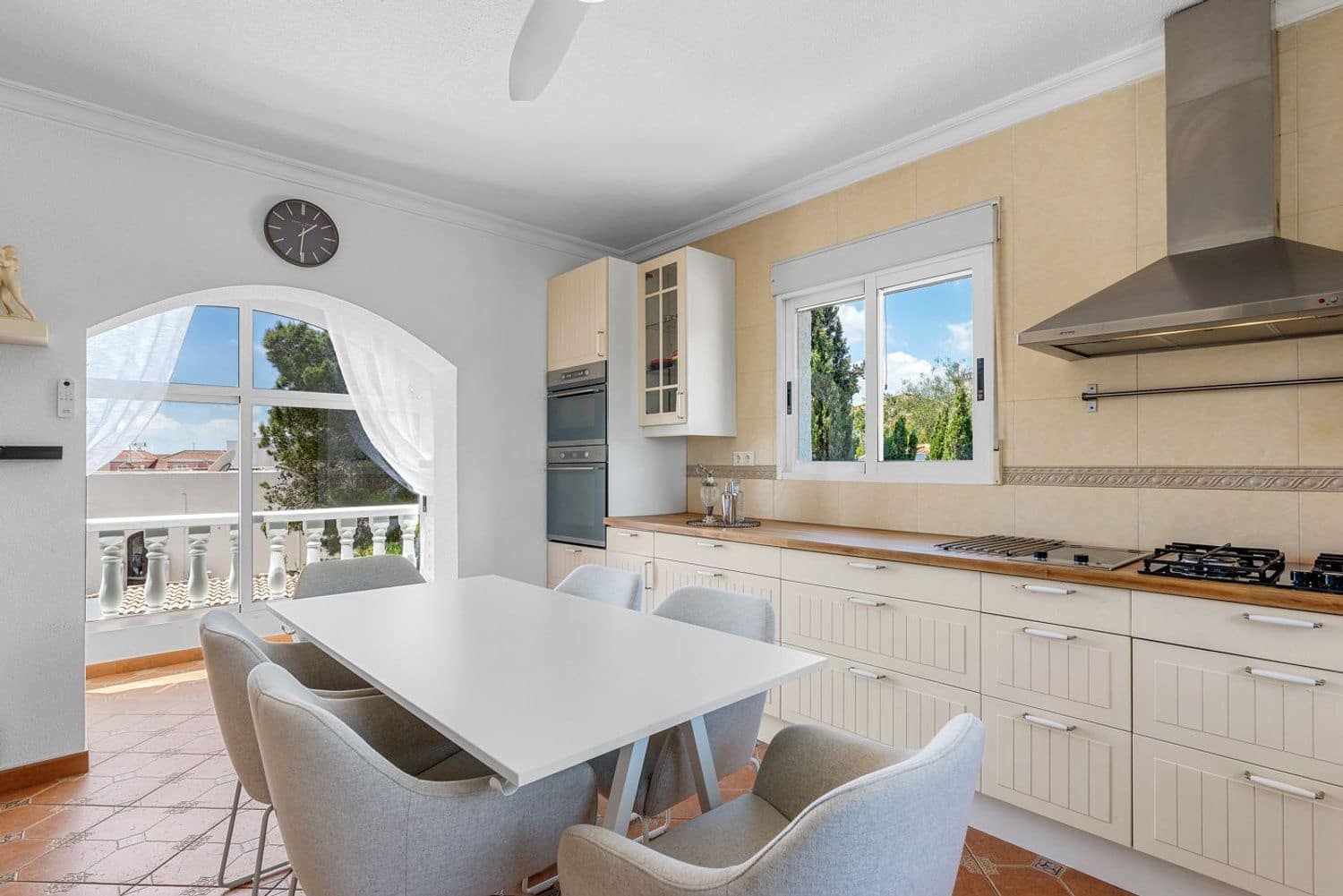 4 sovrum Villa till salu i Pinar de Campoverde med pool - 699 000 € (Ref: 9416235)