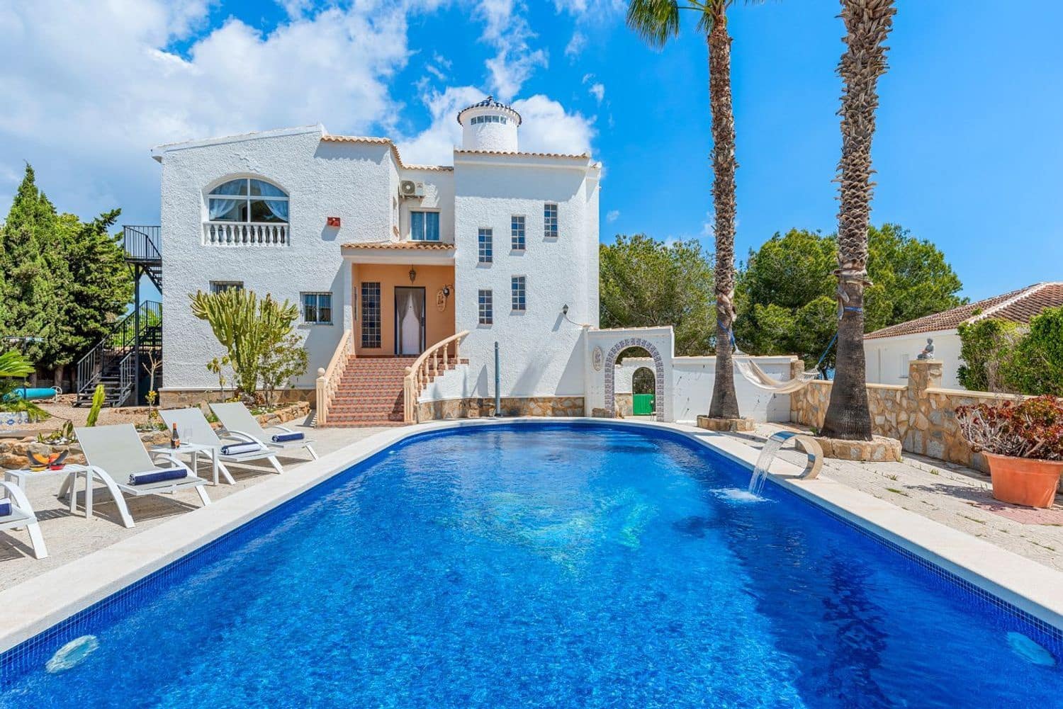 4 sovrum Villa till salu i Pinar de Campoverde med pool - 699 000 € (Ref: 9416235)