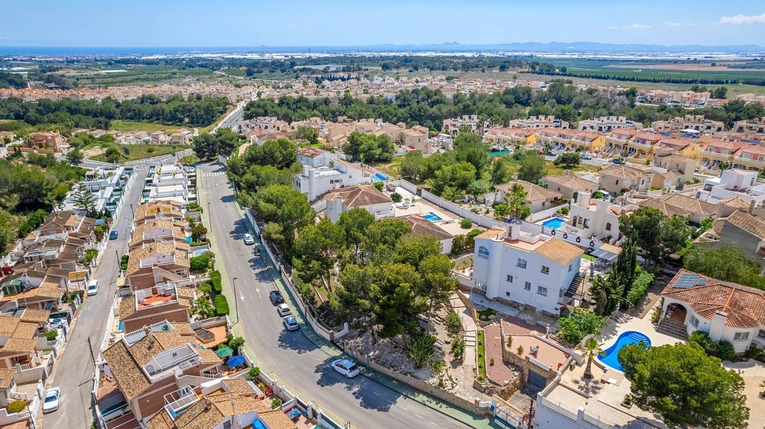 4 sovrum Villa till salu i Pinar de Campoverde med pool - 699 000 € (Ref: 9416235)