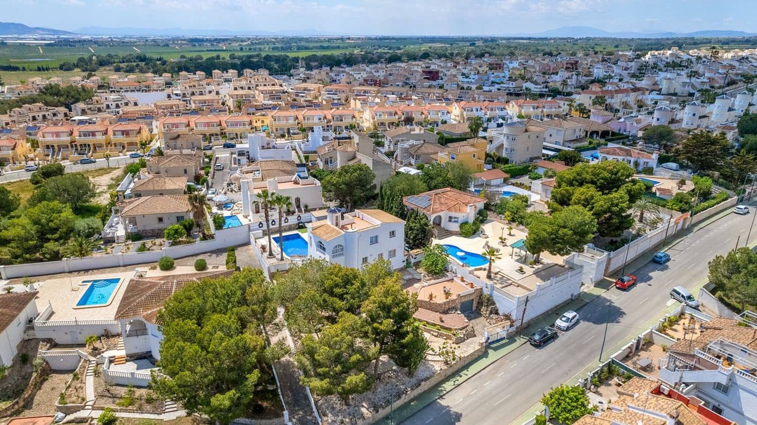 4 sovrum Villa till salu i Pinar de Campoverde med pool - 699 000 € (Ref: 9416235)