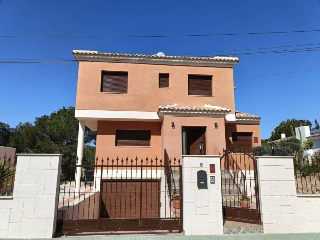 10 bedroom Villa for sale in Pinar de Campoverde with pool garage - € 785,000 (Ref: 9481286)