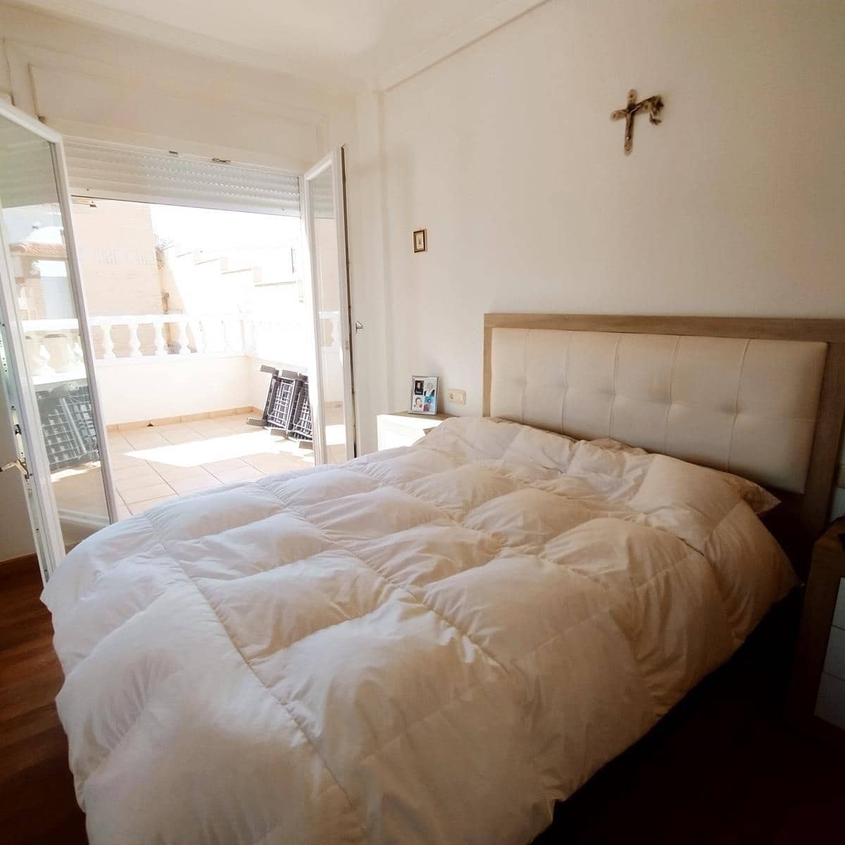 6 bedroom Villa for sale in La Marquesa with pool garage - € 299,000 (Ref: 9482122)