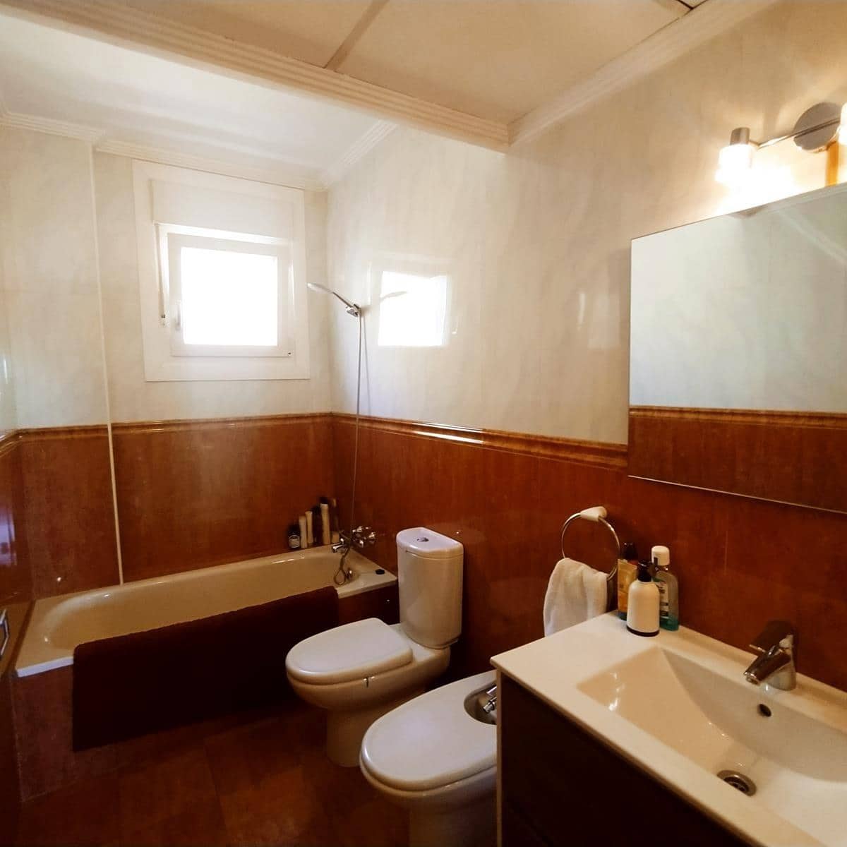 6 bedroom Villa for sale in La Marquesa with pool garage - € 299,000 (Ref: 9482122)