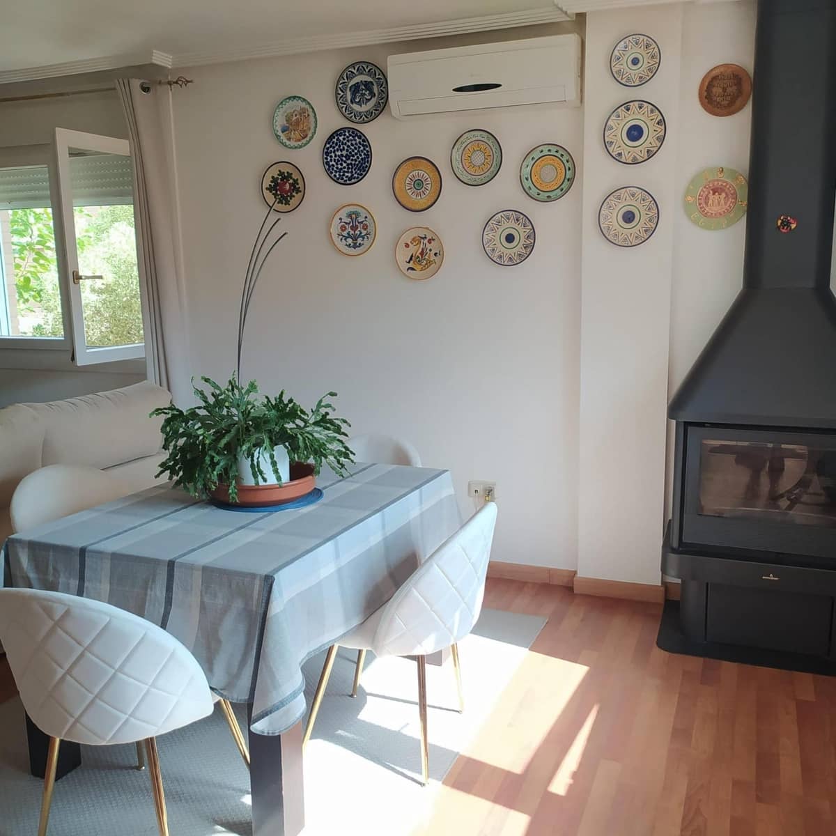 6 bedroom Villa for sale in La Marquesa with pool garage - € 299,000 (Ref: 9482122)