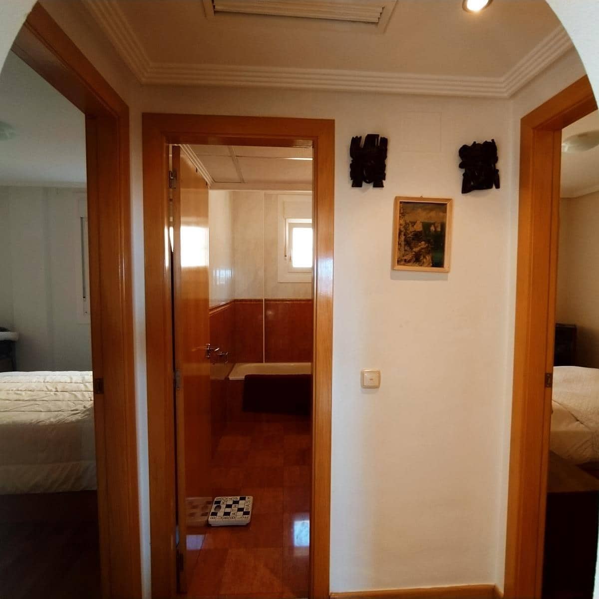 6 makuuhuone Huoneisto vuokrattavana paikassa Barcelona kaupunki mukana uima-altaan 
autotalli - 700 € (Ref: 9601258)