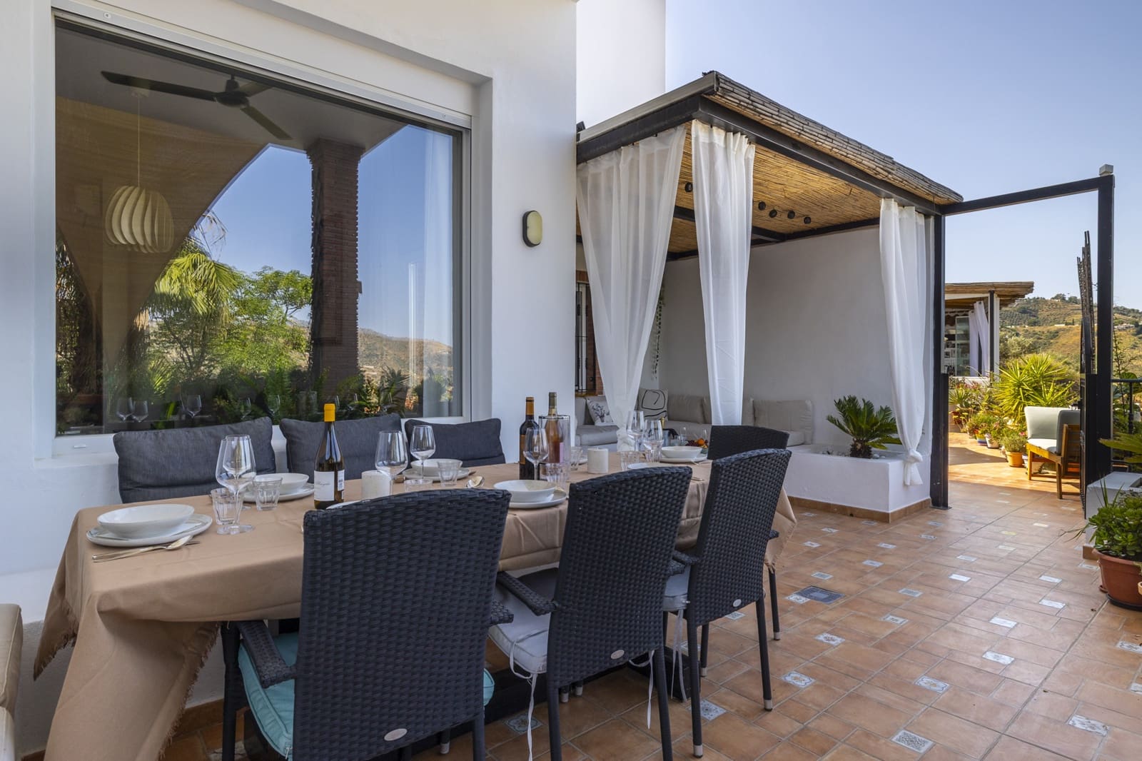 7 soverom Rekkehus til salgs i Competa med svømmebasseng garasje - € 1 400 000 (Ref: 9402723)