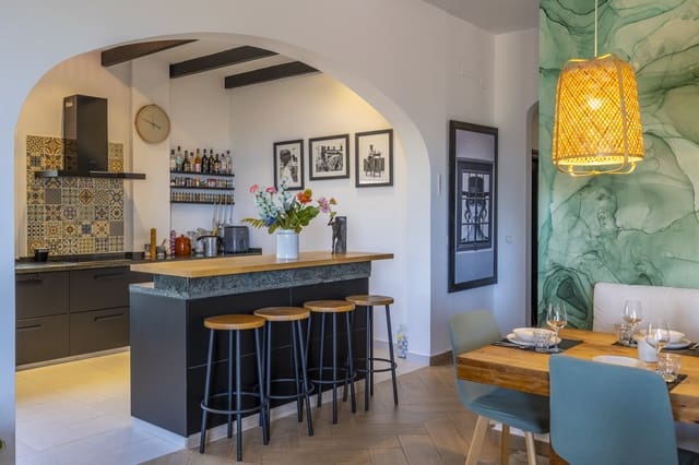 7 bedroom Terraced Villa for sale in Cómpeta with pool garage - € 1,400,000 (Ref: 9402723)