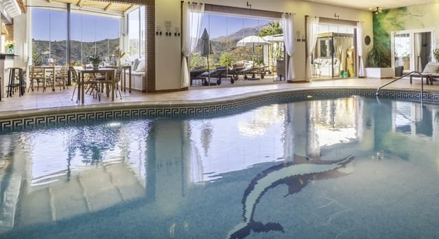 7 bedroom Terraced Villa for sale in Cómpeta with pool garage - € 1,400,000 (Ref: 9402723)