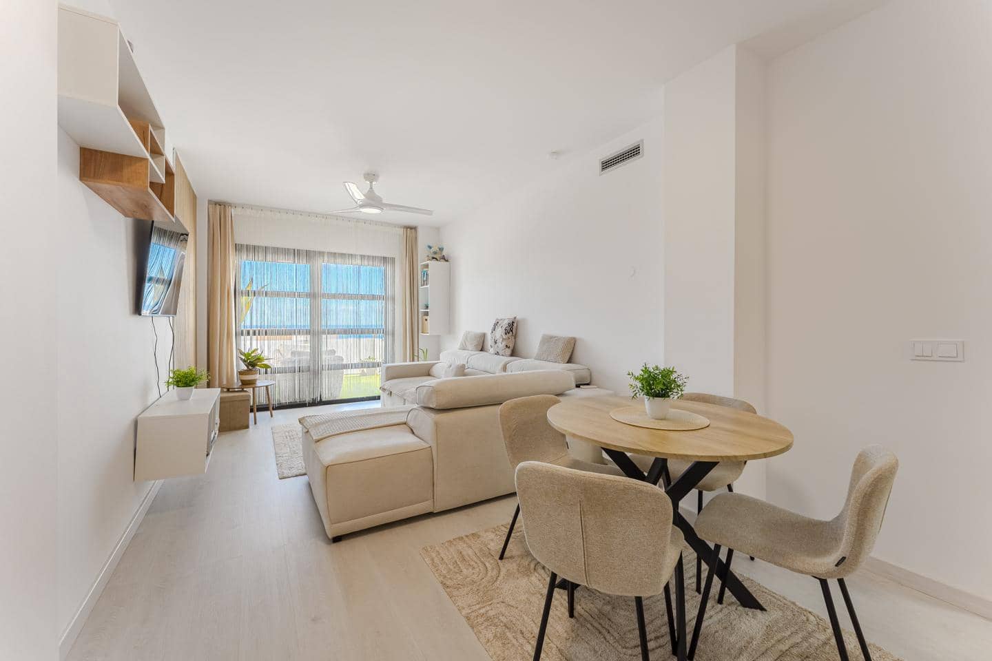 2 makuuhuone Asunto myytävänä paikassa Costa Adeje - 445 000 € (Ref: 9580171)