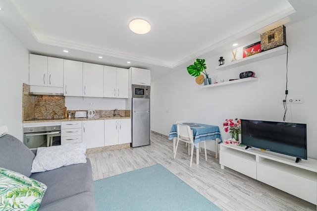 1 makuuhuone Asunto myytävänä paikassa San Eugenio Alto, Adeje mukana uima-altaan - 270 000 € (Ref: 9580172)