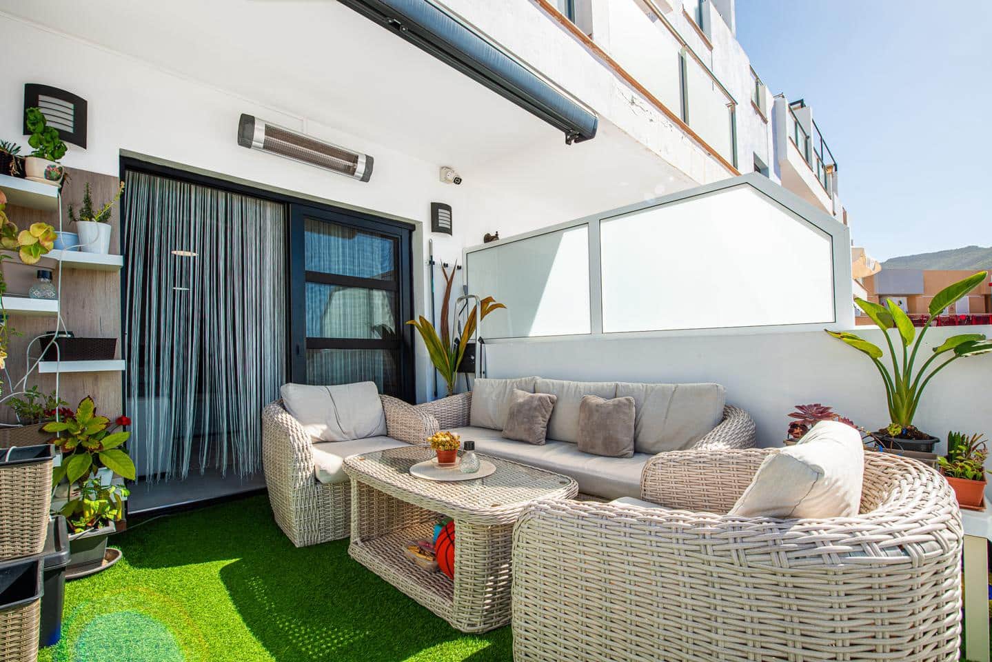 2 sovrum Lägenhet till salu i Costa Adeje med pool garage - 435 000 € (Ref: 9636154)