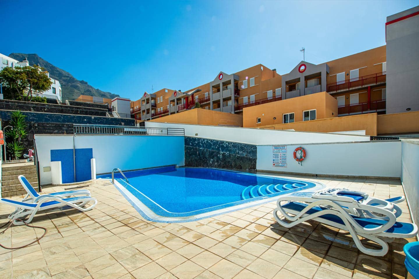 2 sovrum Lägenhet till salu i Costa Adeje med pool garage - 435 000 € (Ref: 9636154)