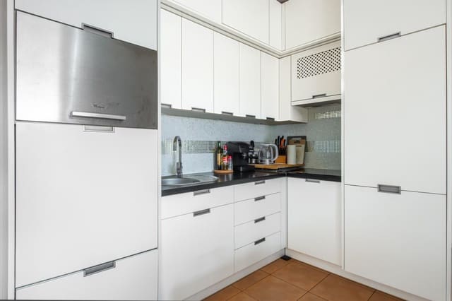 3 chambre Appartement à vendre à Playa Paraiso, Adeje - 450 000 € (Ref: 9685653)