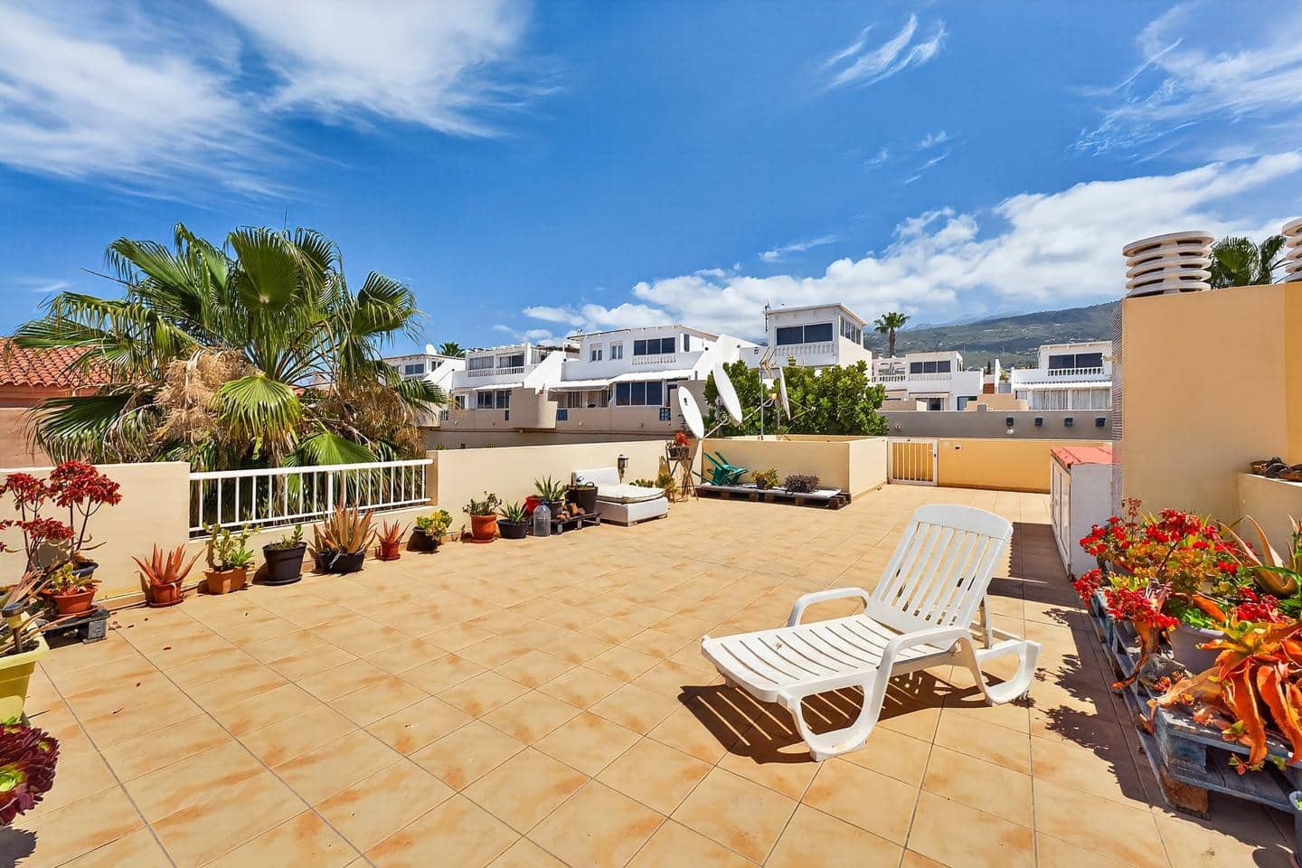 3 makuuhuone Asunto myytävänä paikassa Playa Paraiso mukana 
autotalli - 439 000 € (Ref: 9685653)