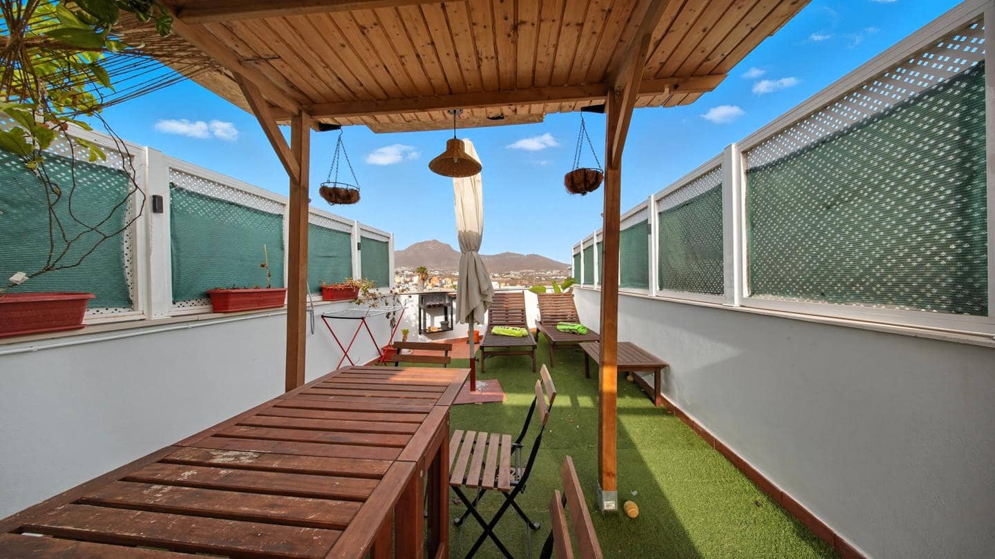 2 bedroom Flat for sale in Cabo Blanco - € 198,000 (Ref: 9858592)