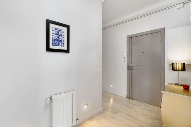 3 Zimmer Penthouse zu verkaufen in El Poble Sec, Barcelona Stadt - 570.000 € (Ref: 9396646)