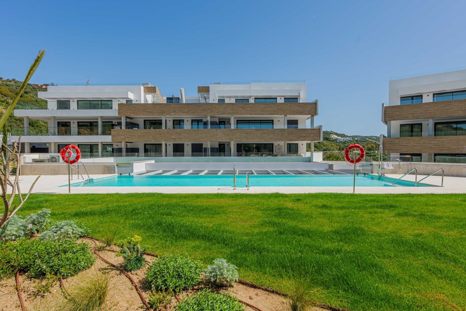 Apartment for sale in Marbella with pool garage - € 575,000 (Ref: 10070195)