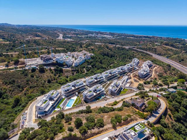 Leilighet til salgs i Marbella med svømmebasseng garasje - € 575 000 (Ref: 10070195)