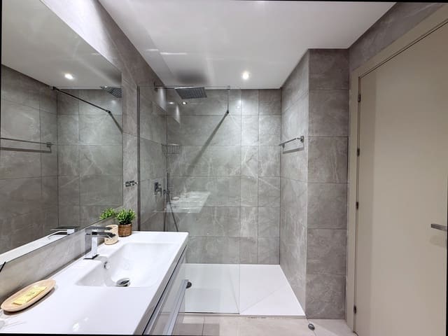 3 slaapkamer Appartement voor vakantieverhuur in La Cala Golf - Lagar Martell, Mijas met zwembad garage - € 220 (Ref: 10110208)