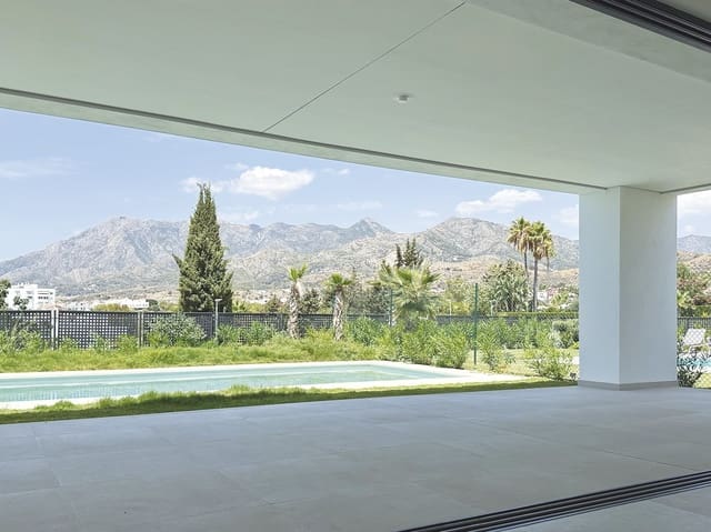 4 sypialnia Willa na sprzedaż w Río Real, Marbella z basenem garażem - 2 500 000 € (Ref: 9412289)