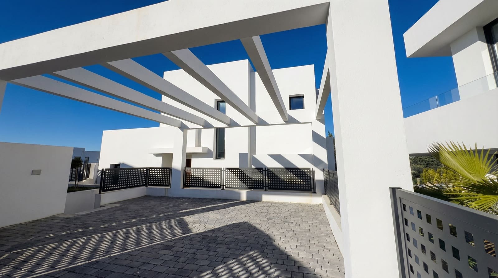 4 sovrum Villa till salu i Marbella med pool garage - 2 500 000 € (Ref: 9412289)