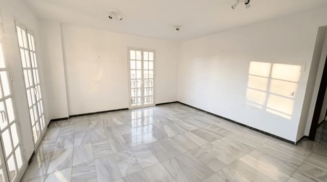 2 bedroom Apartment for sale in Ricardo Soriano, Marbella - € 390,000 (Ref: 9443390)