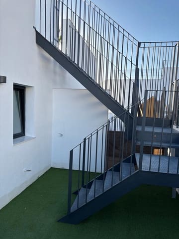 3 bedroom Semi-detached Villa for sale in Fuente Alegre, Málaga city with pool garage - € 700,000 (Ref: 9412890)