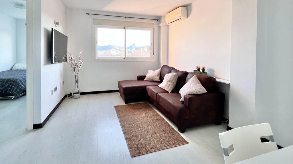 2 slaapkamer Appartement te koop in Malaga stad - € 240.000 (Ref: 9412892)