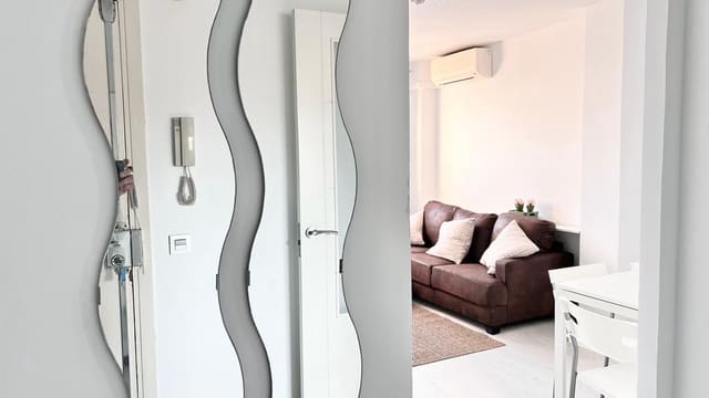 2 slaapkamer Appartement te koop in Perchel Norte, Málaga stad - € 240.000 (Ref: 9412892)