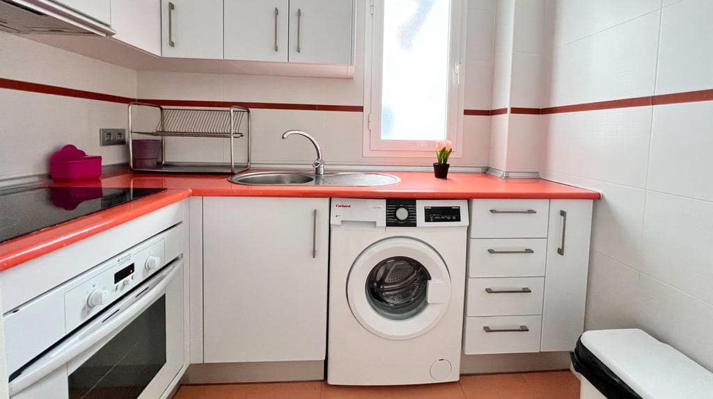 2 slaapkamer Appartement te koop in Malaga stad - € 240.000 (Ref: 9412892)