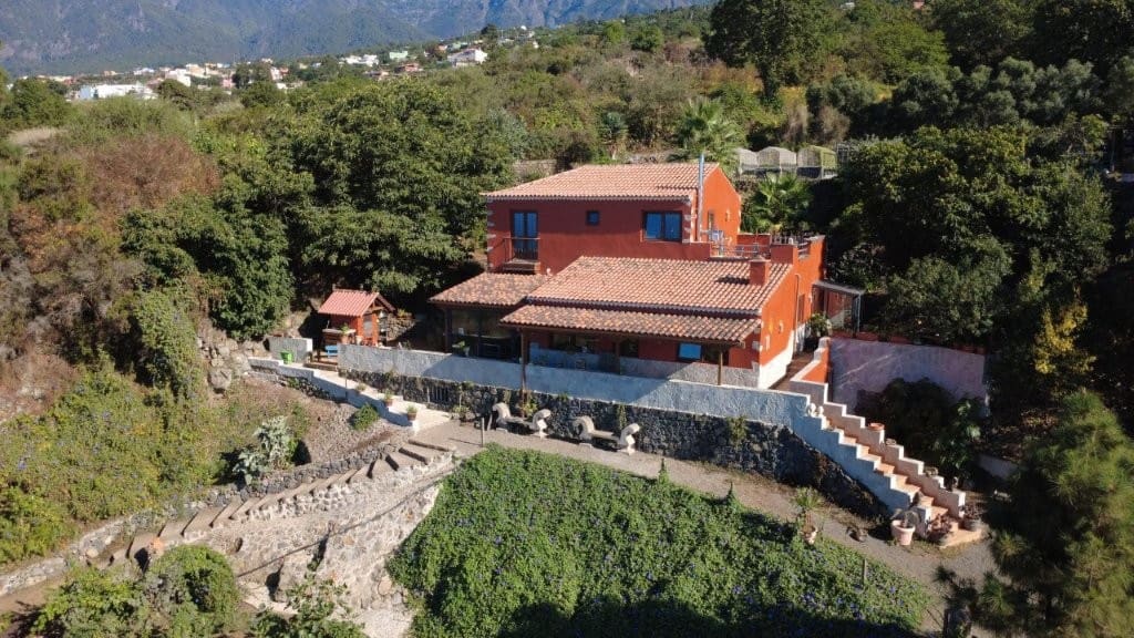 3 sovrum Finca/Hus på landet till salu i La Orotava med garage - 975 000 € (Ref: 9400026)