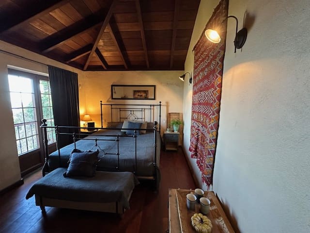 3 sovrum Finca/Hus på landet till salu i La Orotava med garage - 975 000 € (Ref: 9400026)