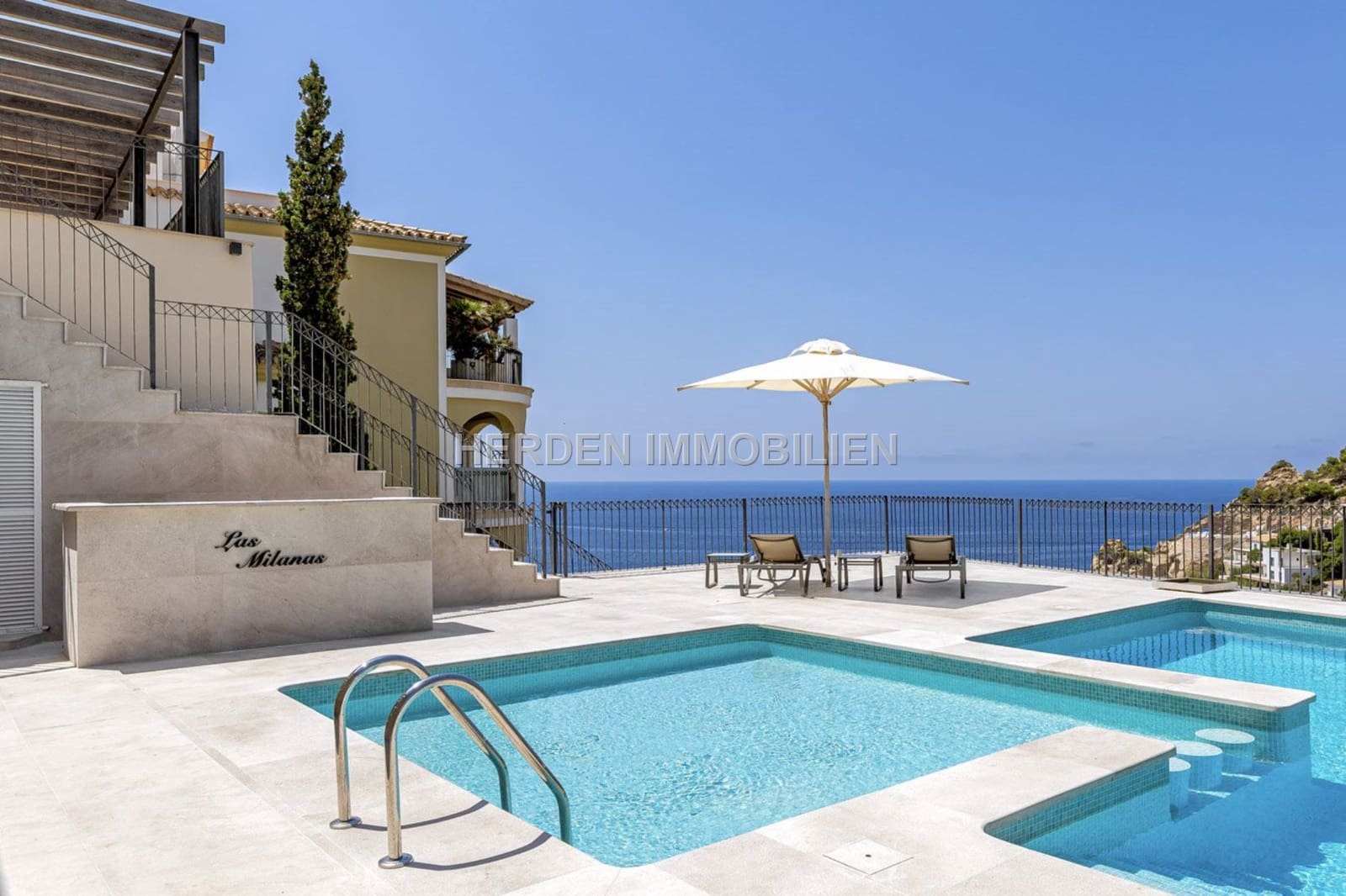 3 bedroom Apartment for sale in Andratx with pool - € 1,875,000 (Ref: 9733828)
