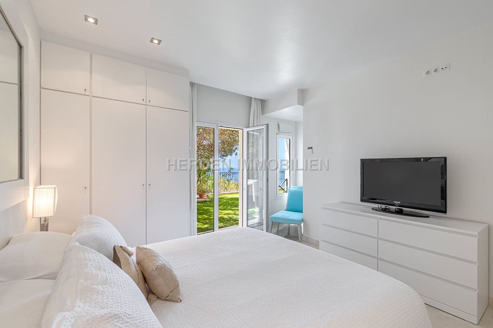 3 bedroom Apartment for sale in Andratx with pool - € 1,875,000 (Ref: 9733828)