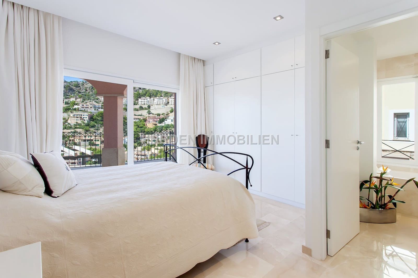 3 bedroom Apartment for sale in Andratx with pool - € 1,875,000 (Ref: 9733828)
