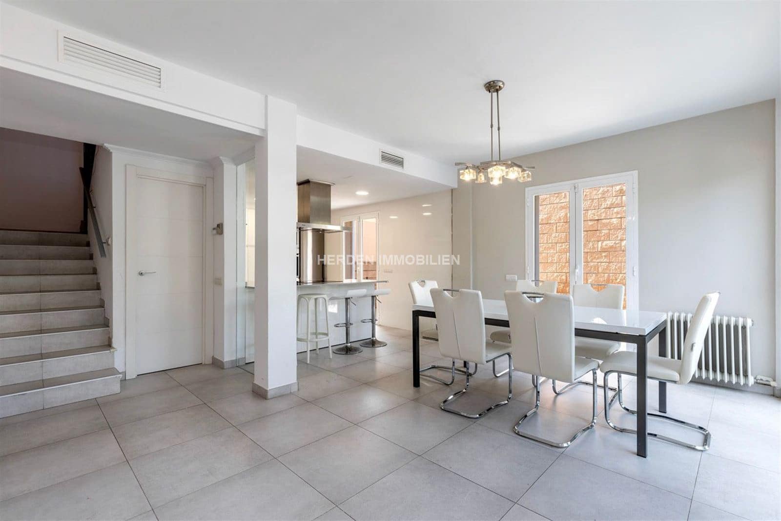 4 sovrum Semi-fristående Villa till salu i Palma de Mallorca - 980 000 € (Ref: 9733833)