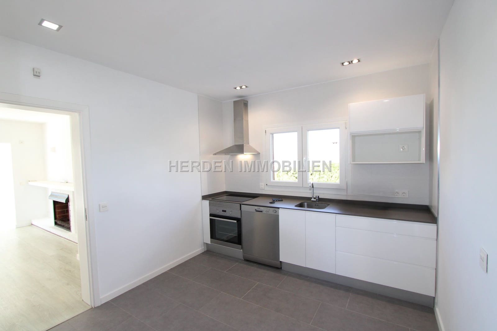 3 slaapkamer Villa te huur in Llucmajor met zwembad - € 4.500 (Ref: 9733834)