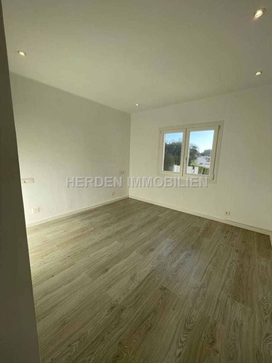 3 makuuhuone Huvila myytävänä paikassa Llucmajor mukana uima-altaan - 1 270 000 € (Ref: 9733835)