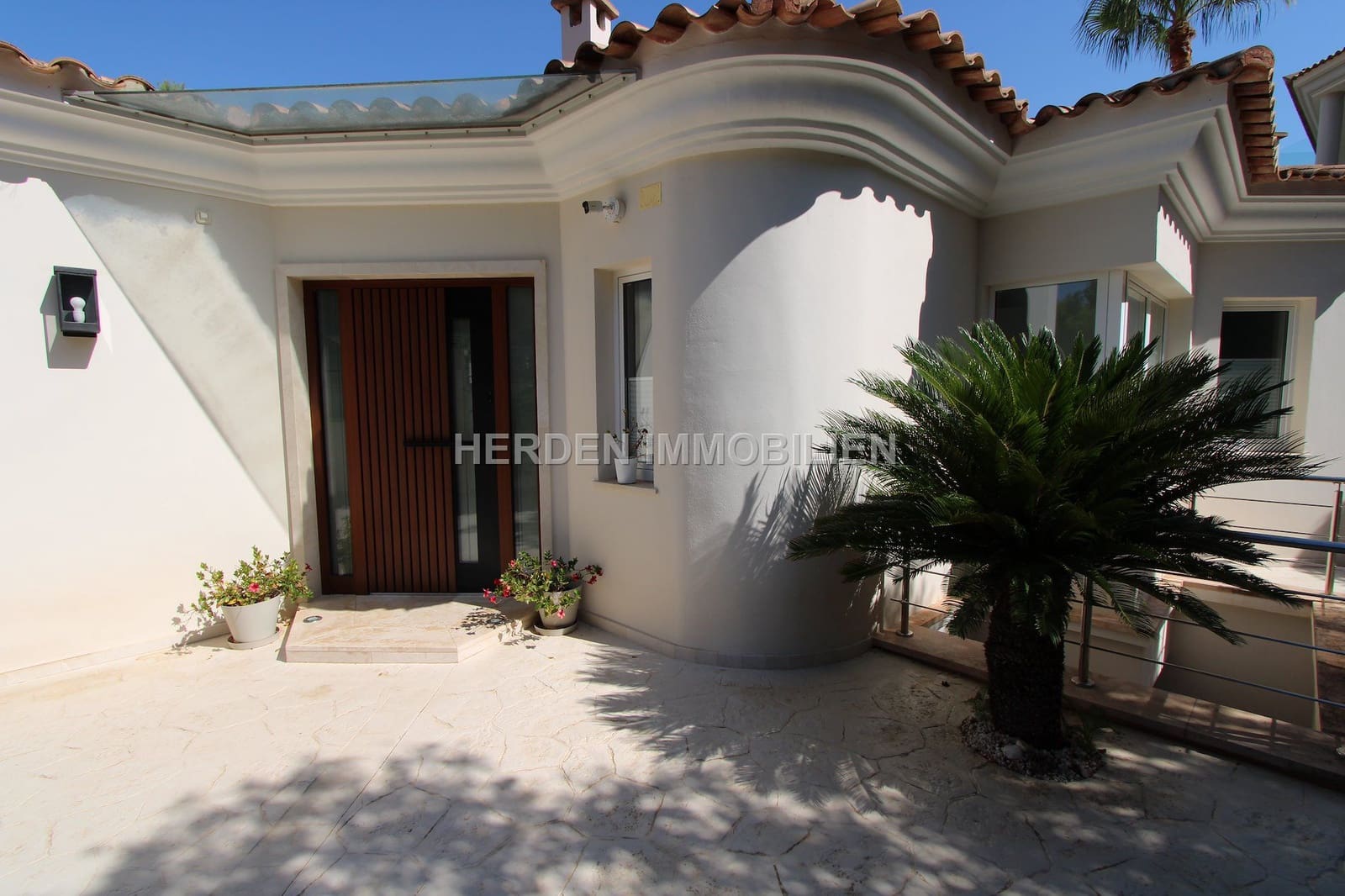 4 slaapkamer Villa te koop in Calvia met zwembad - € 3.950.000 (Ref: 9733836)