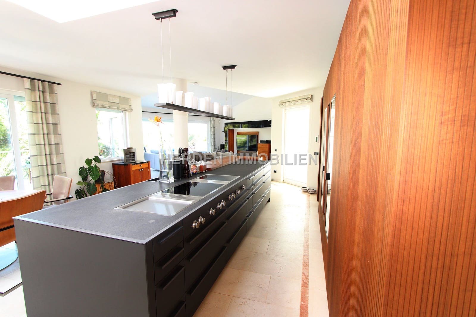 4 slaapkamer Villa te koop in Calvia met zwembad - € 3.950.000 (Ref: 9733836)