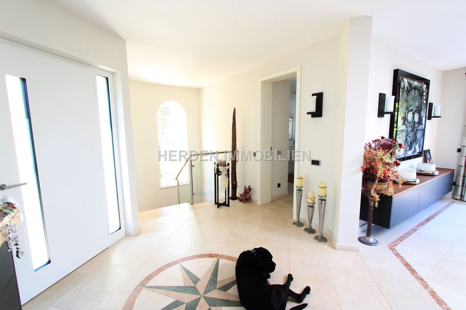 4 slaapkamer Villa te koop in Calvia met zwembad - € 3.950.000 (Ref: 9733836)