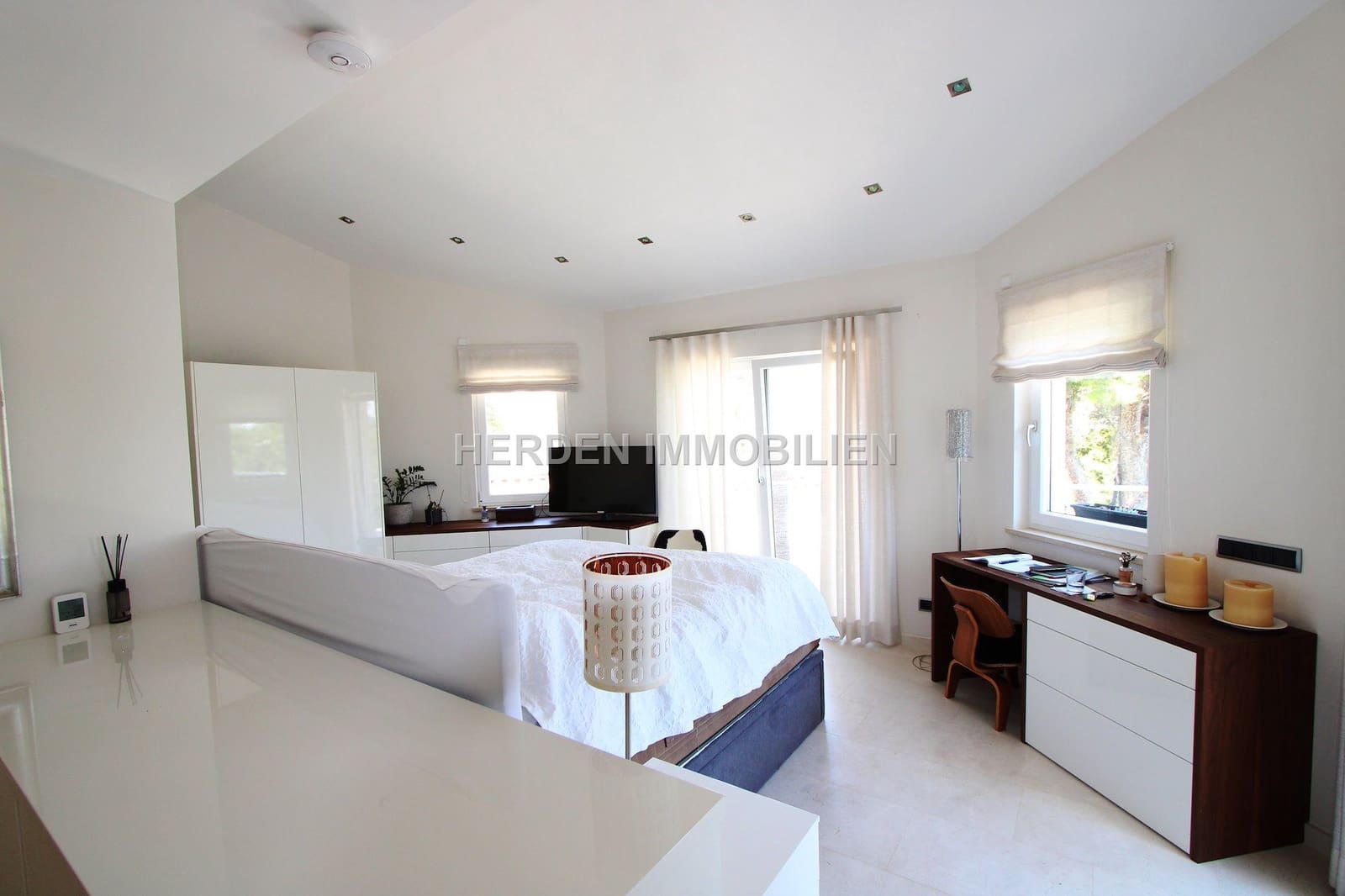 4 slaapkamer Villa te koop in Calvia met zwembad - € 3.950.000 (Ref: 9733836)