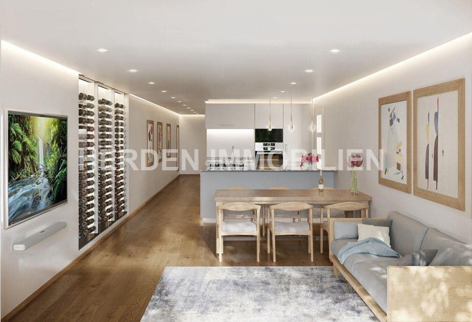3 bedroom Apartment for sale in Palma de Mallorca - € 695,000 (Ref: 9733838)