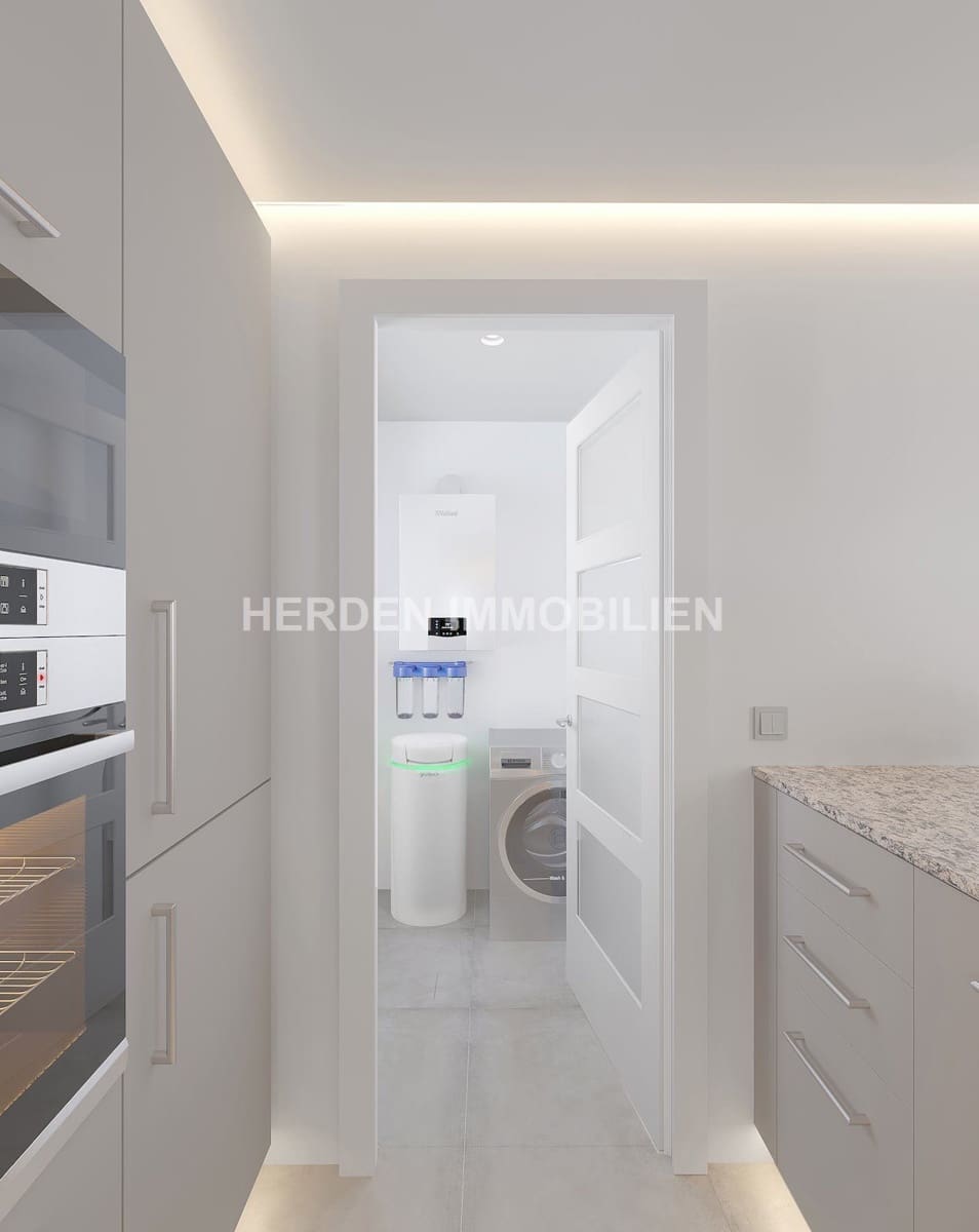 3 bedroom Apartment for sale in Palma de Mallorca - € 695,000 (Ref: 9733838)