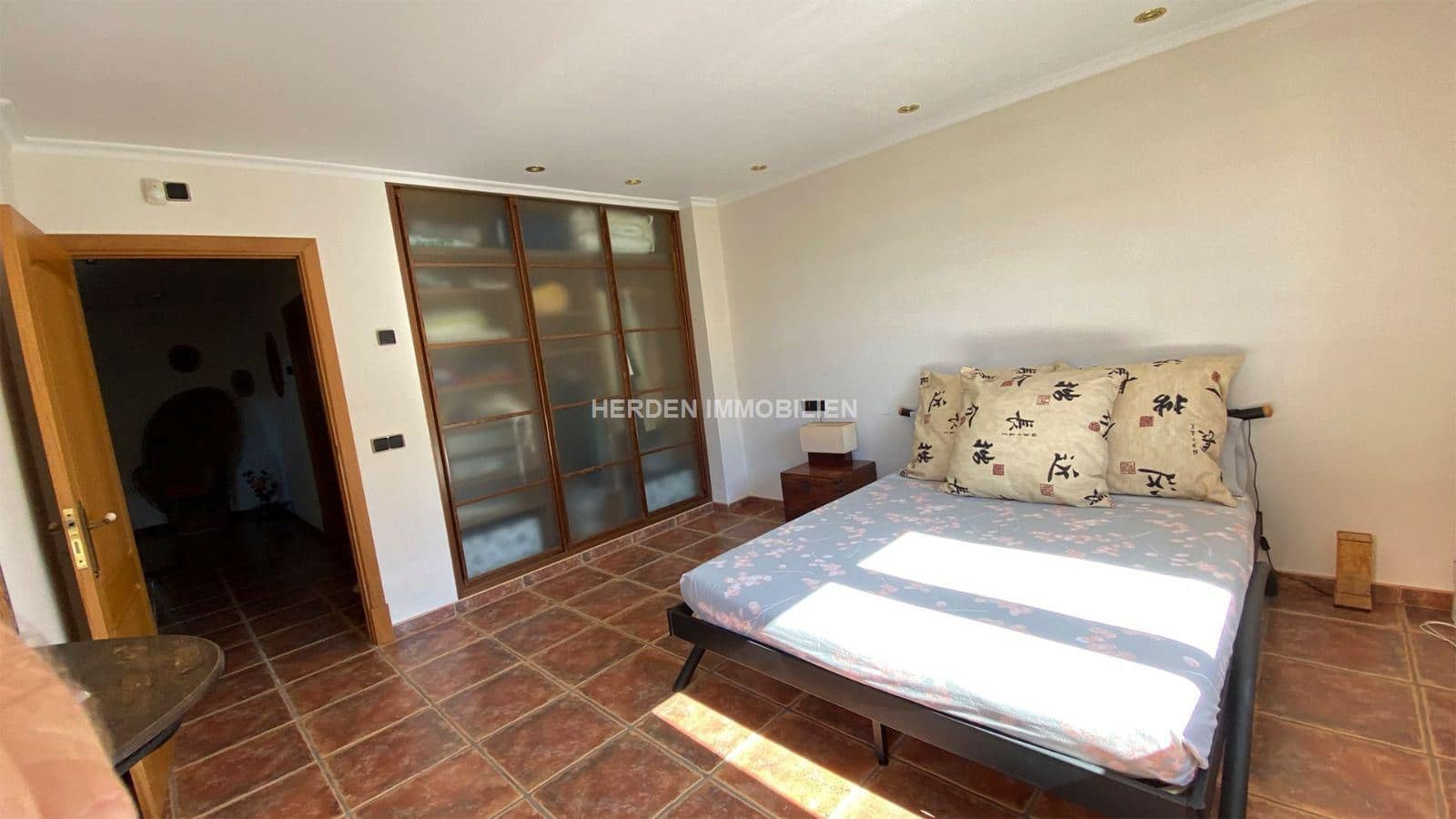 5 bedroom Villa for sale in Campos with pool - € 2,940,000 (Ref: 9733840)